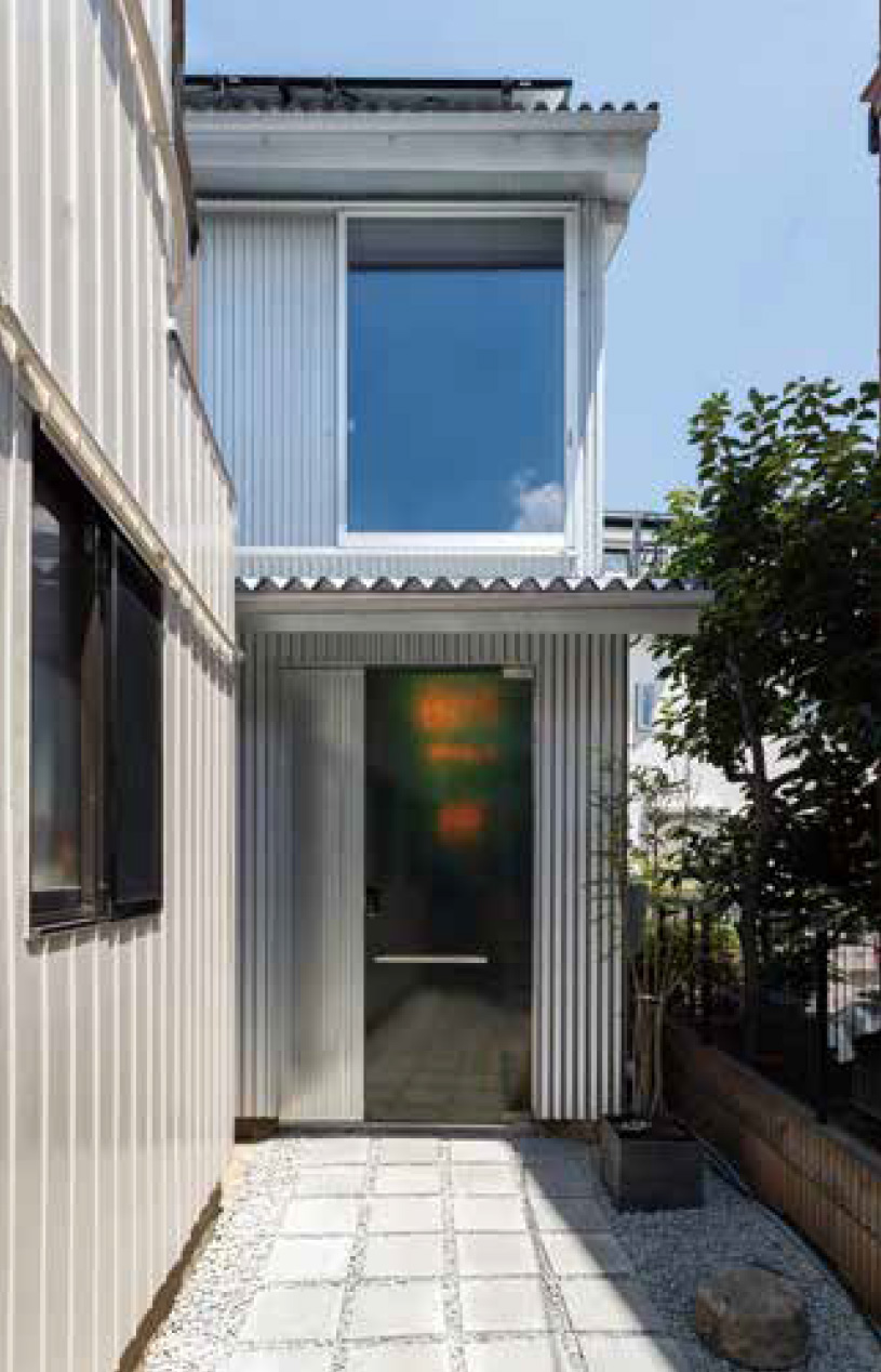 光土間の隠れ家